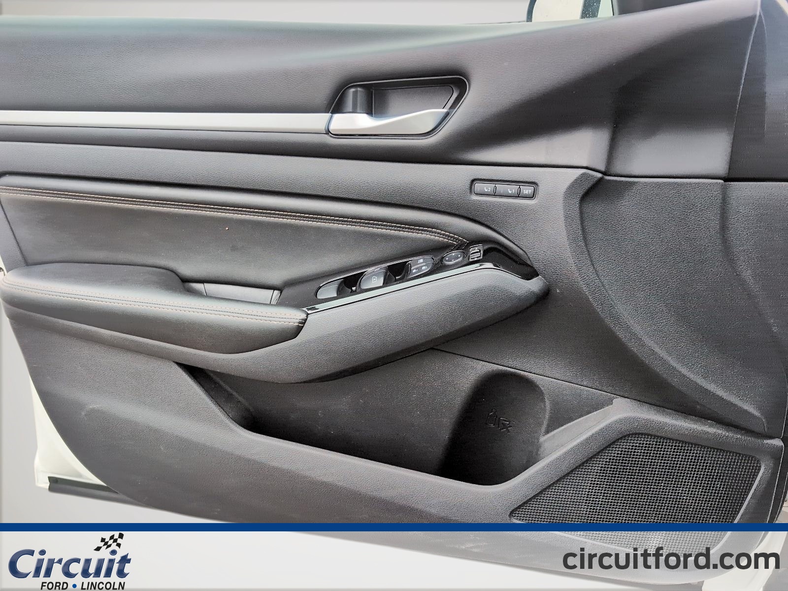 2022 Nissan Altima - Image 12