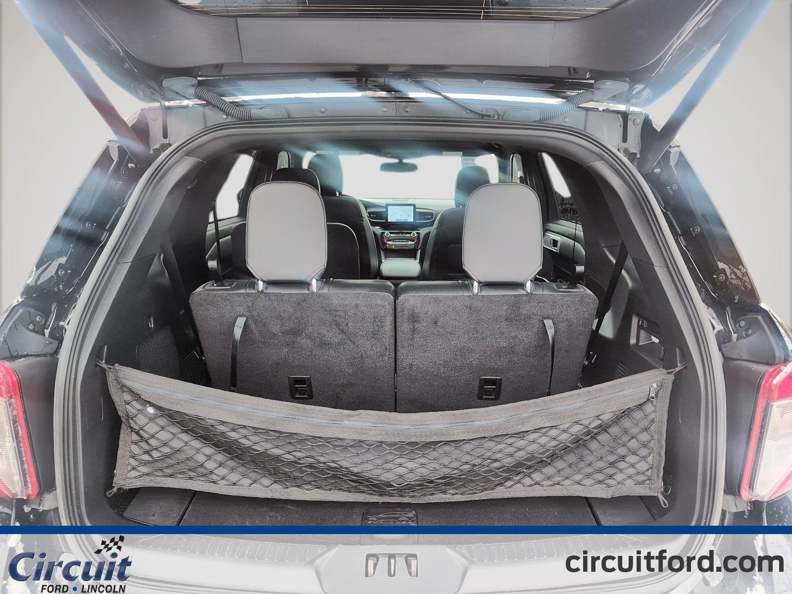 2022 Ford Explorer - Image 7