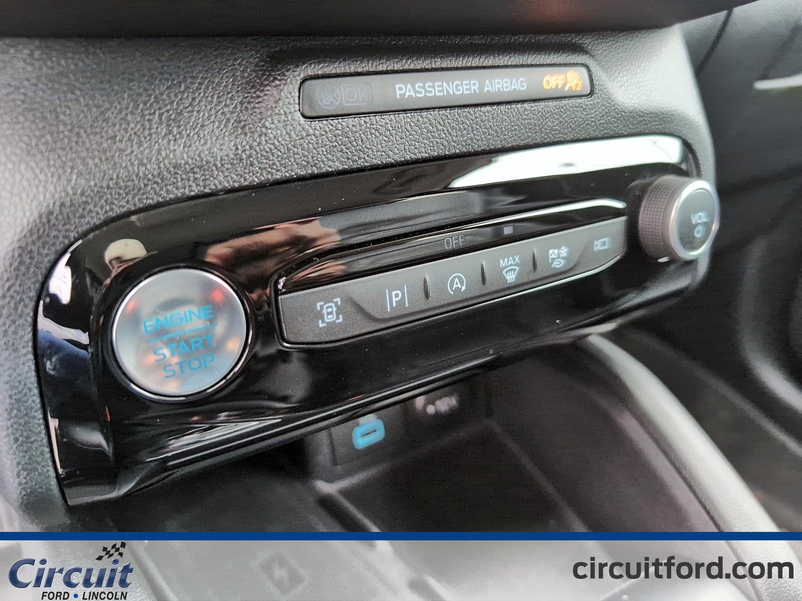 2023 Ford Escape - Image 15