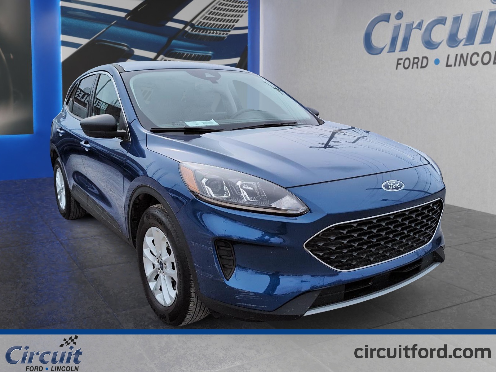 2022 Ford Escape - Image 3