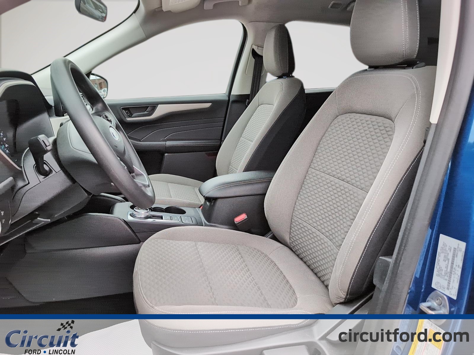 2022 Ford Escape - Image 10