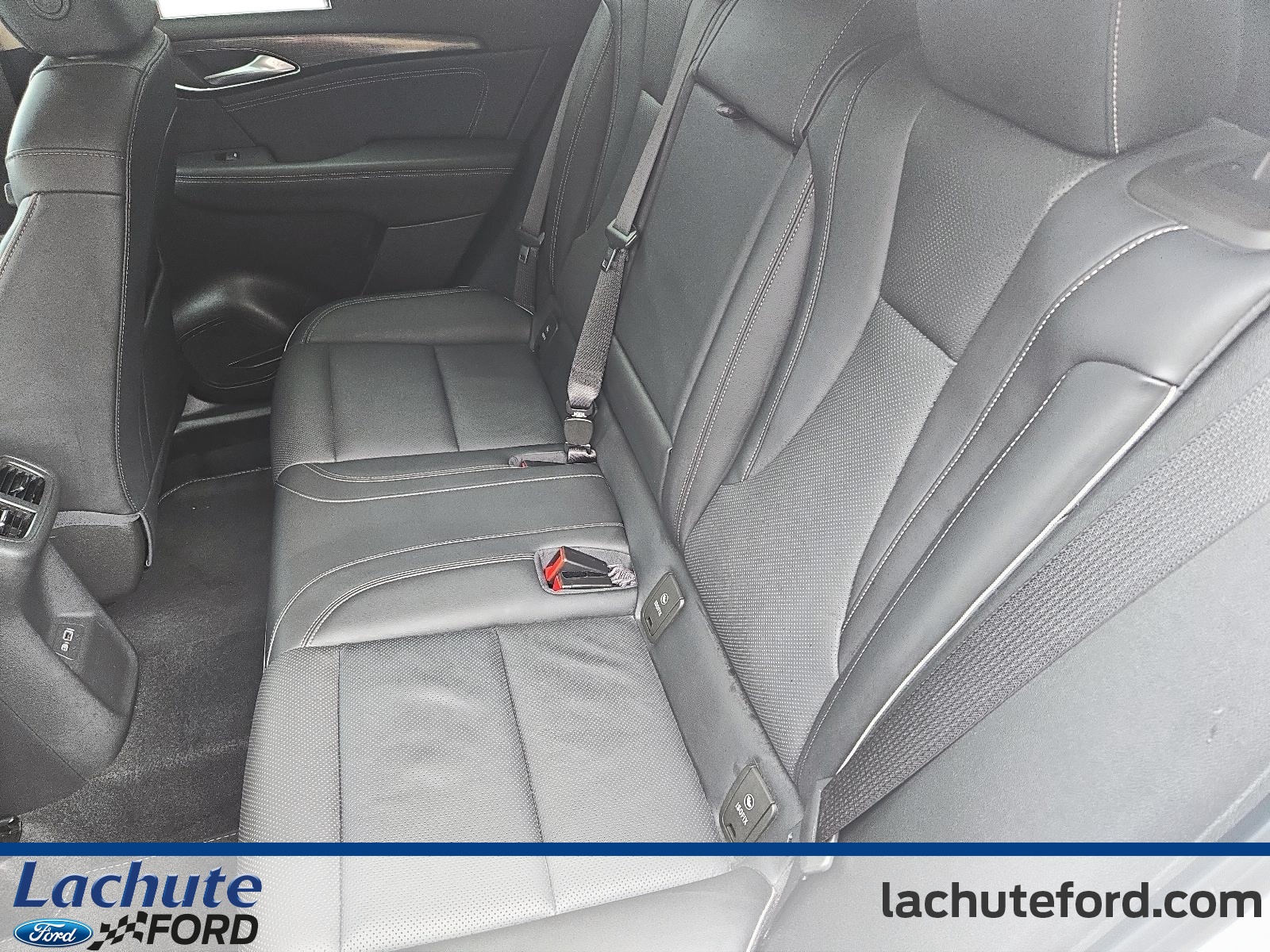 2023 Buick Envision - Image 21