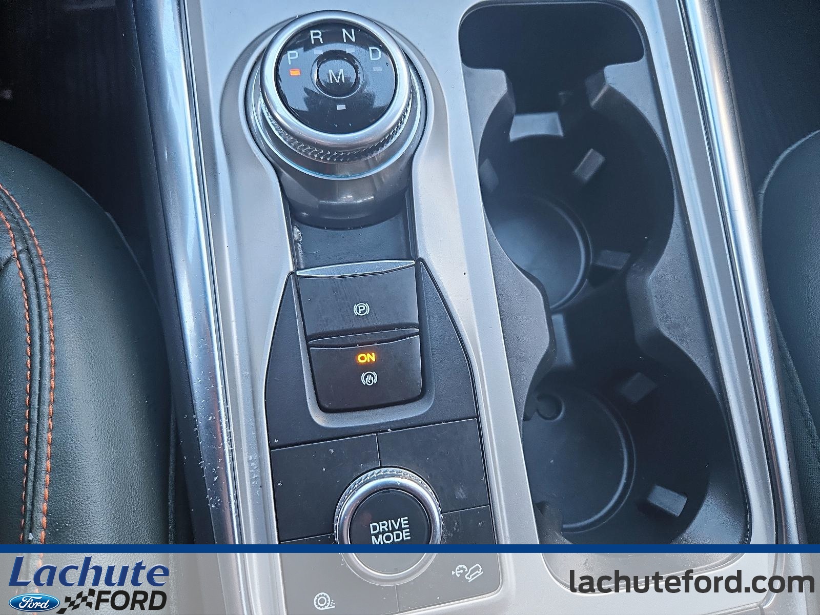 2023 Ford Explorer - Image 15