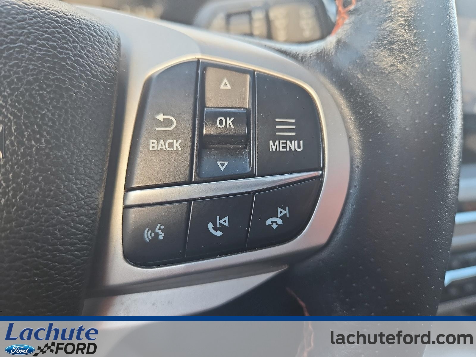 2023 Ford Explorer - Image 20