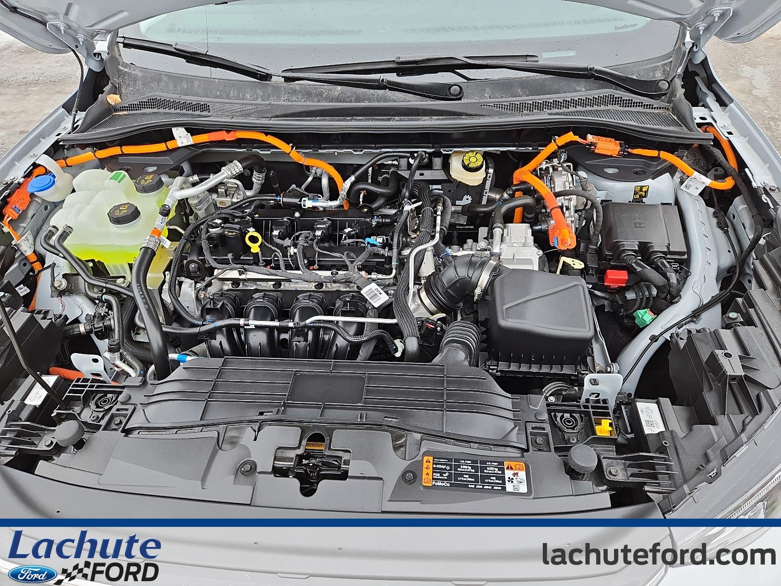 2025 Ford Escape Hybrid - Image 9