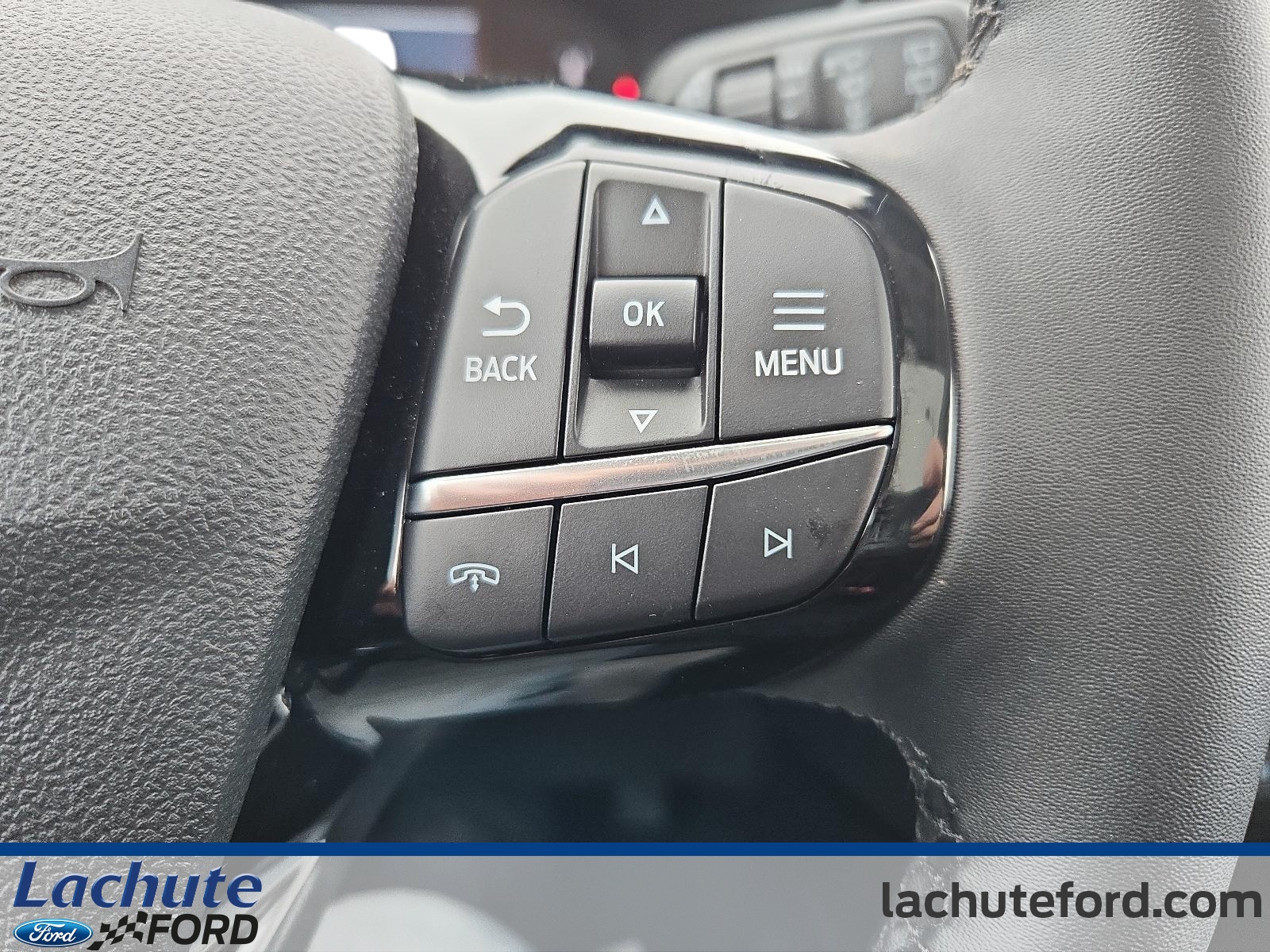 2025 Ford Escape Hybrid - Image 20