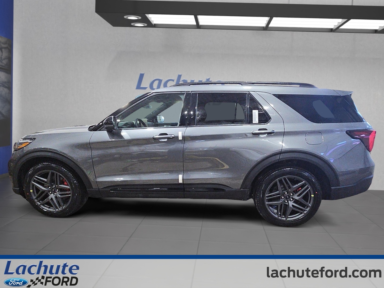 2026 Ford Explorer - Image 6