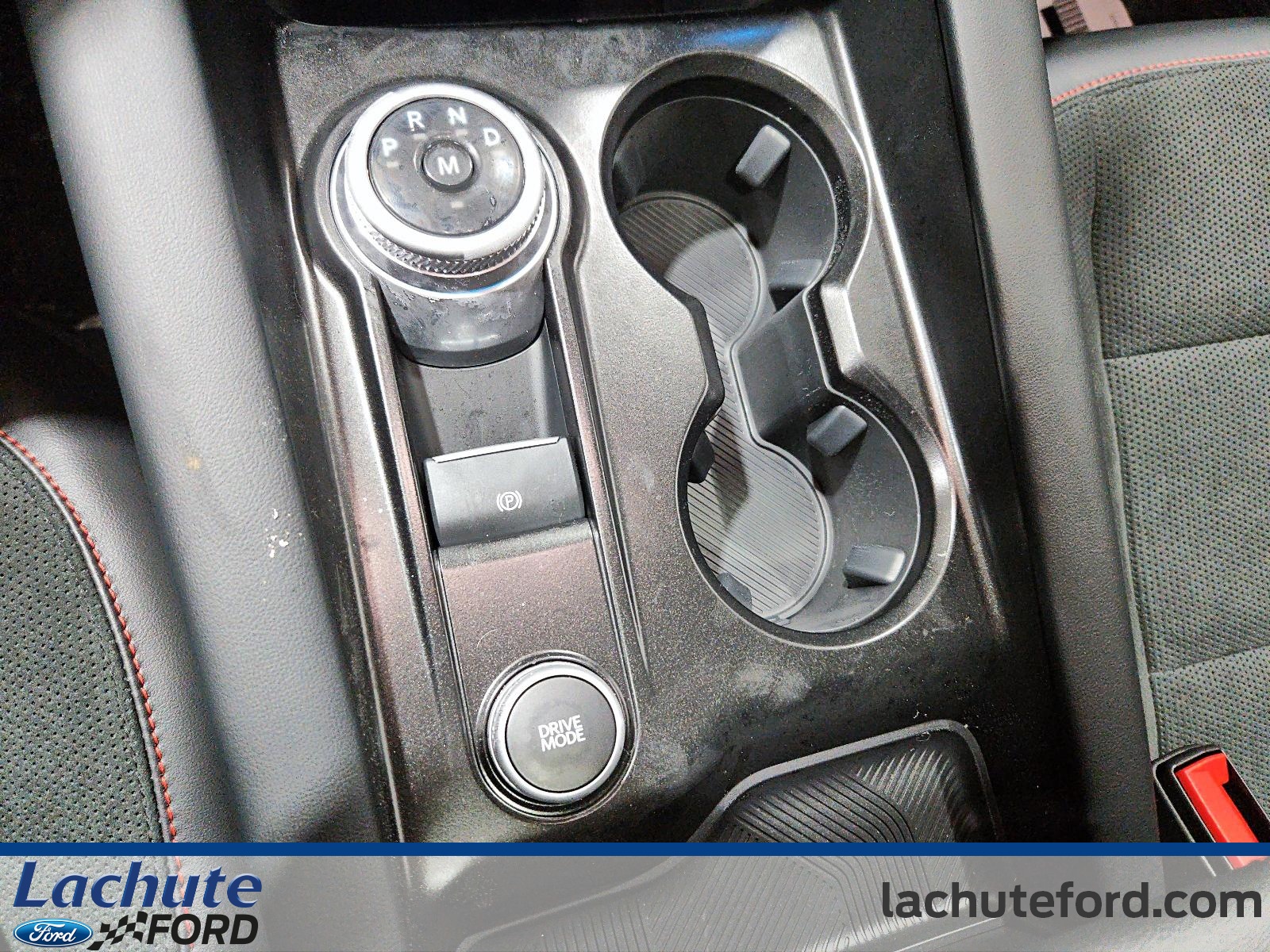 2026 Ford Explorer - Image 16