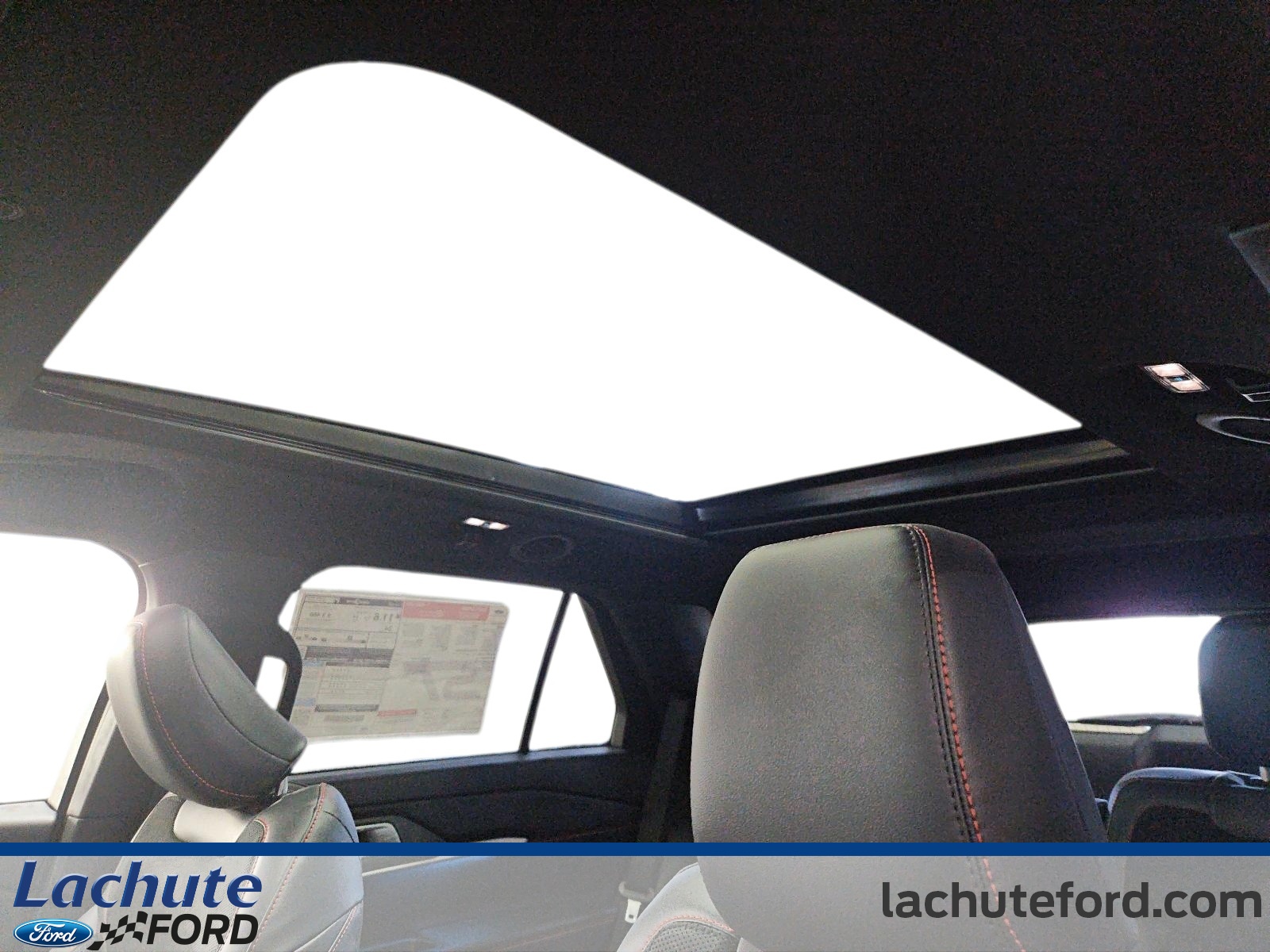 2026 Ford Explorer - Image 17