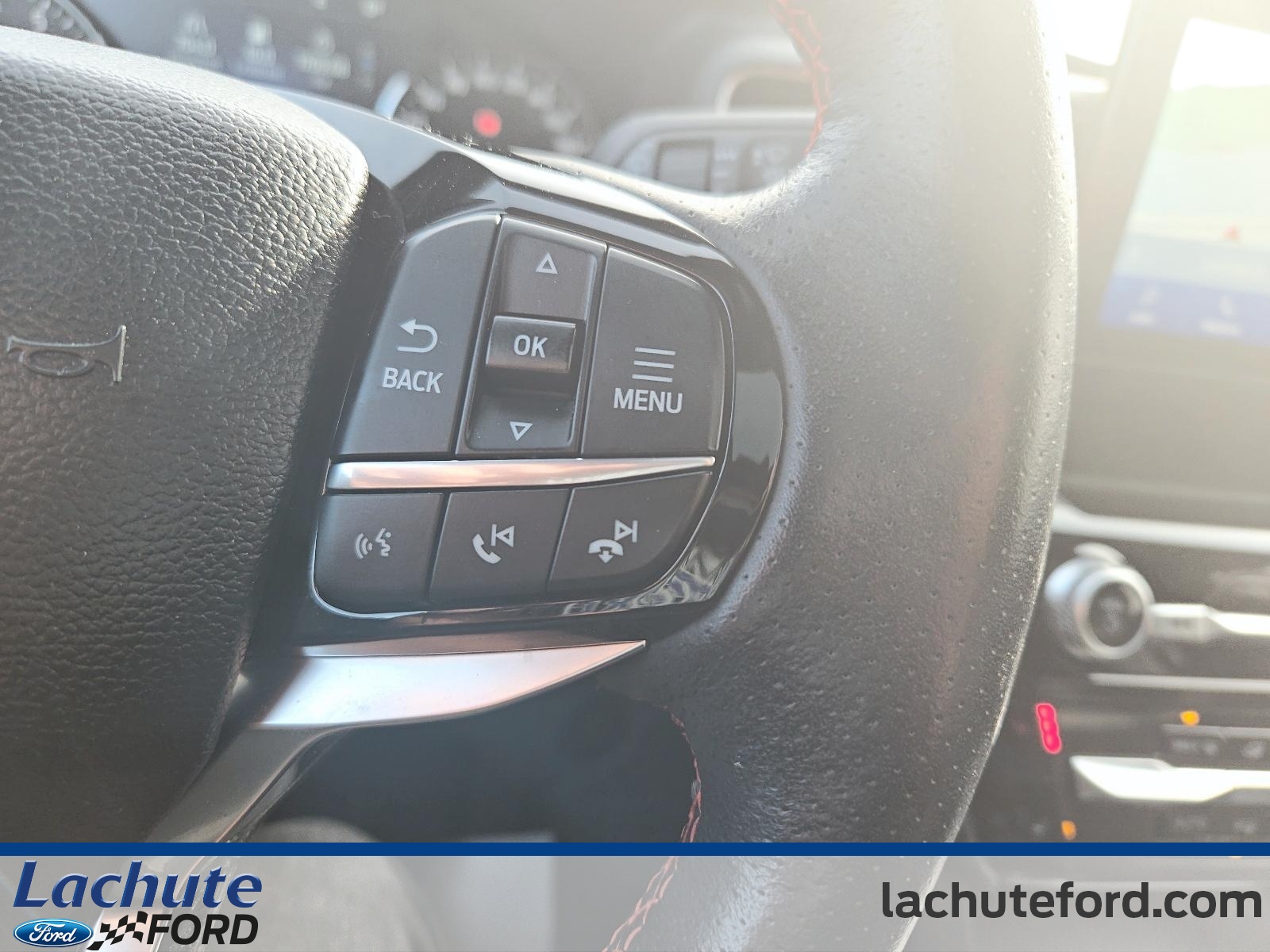 2023 Ford Explorer - Image 22