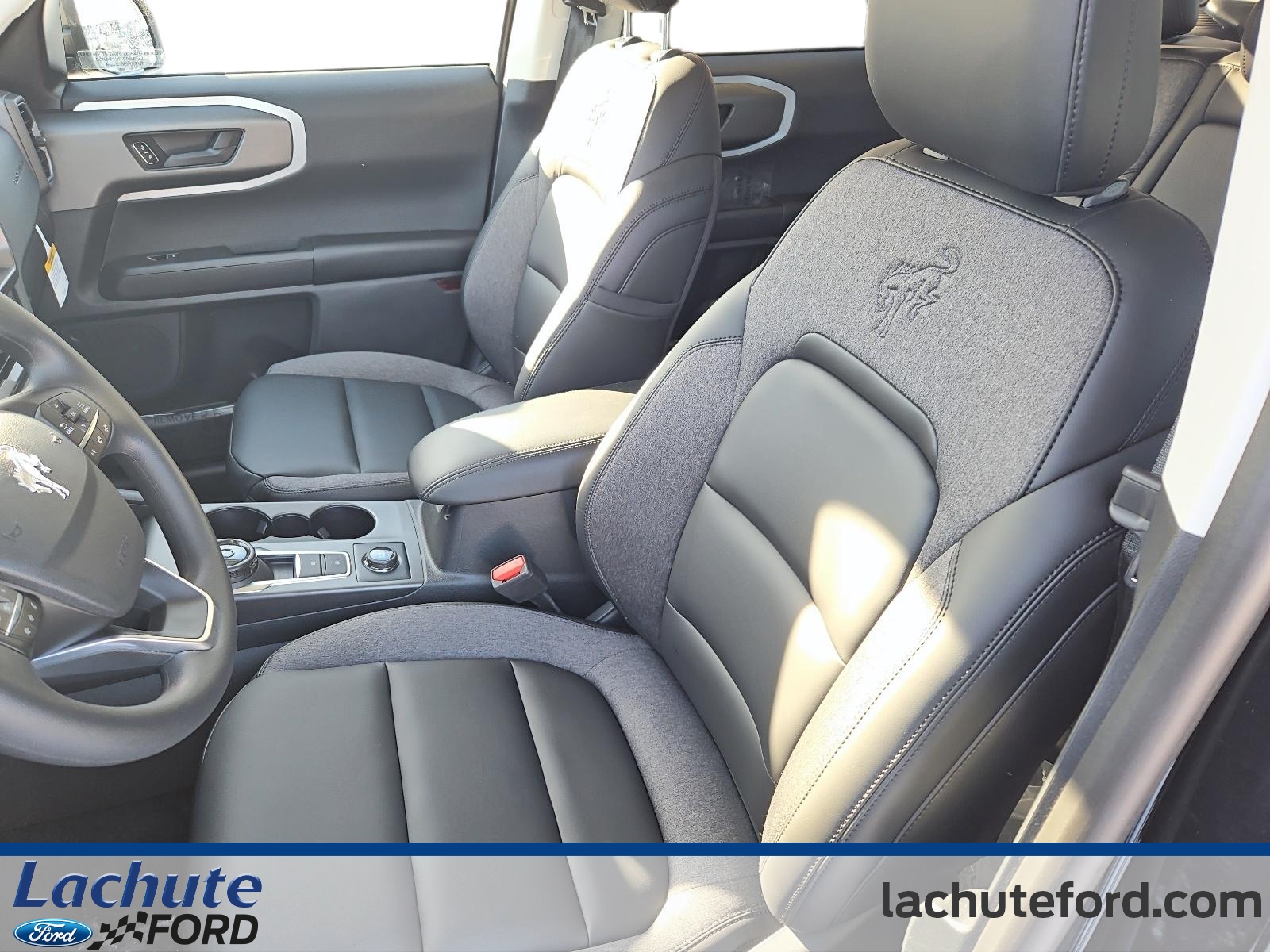 2025 Ford Bronco Sport - Image 10