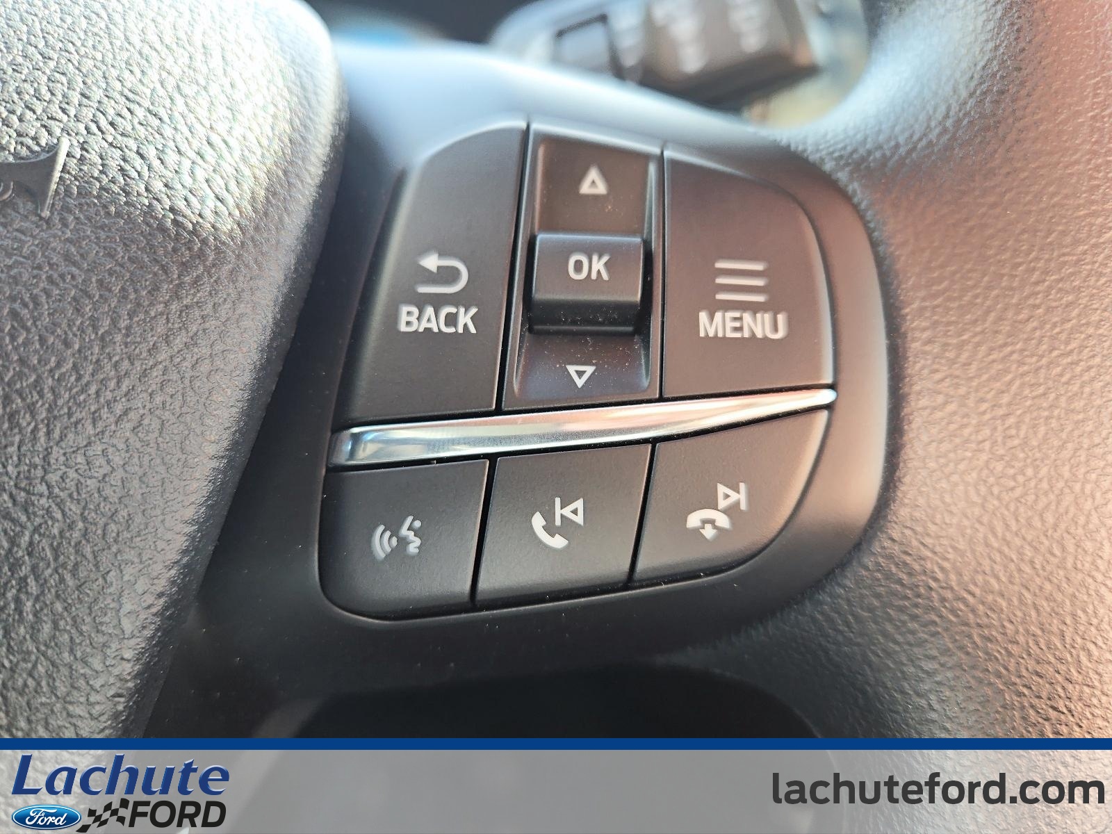 2025 Ford Bronco Sport - Image 21