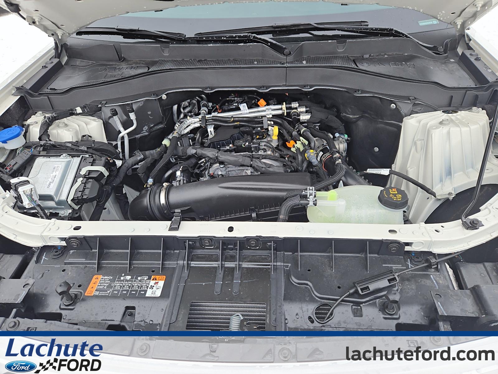 2025 Ford Explorer - Image 9