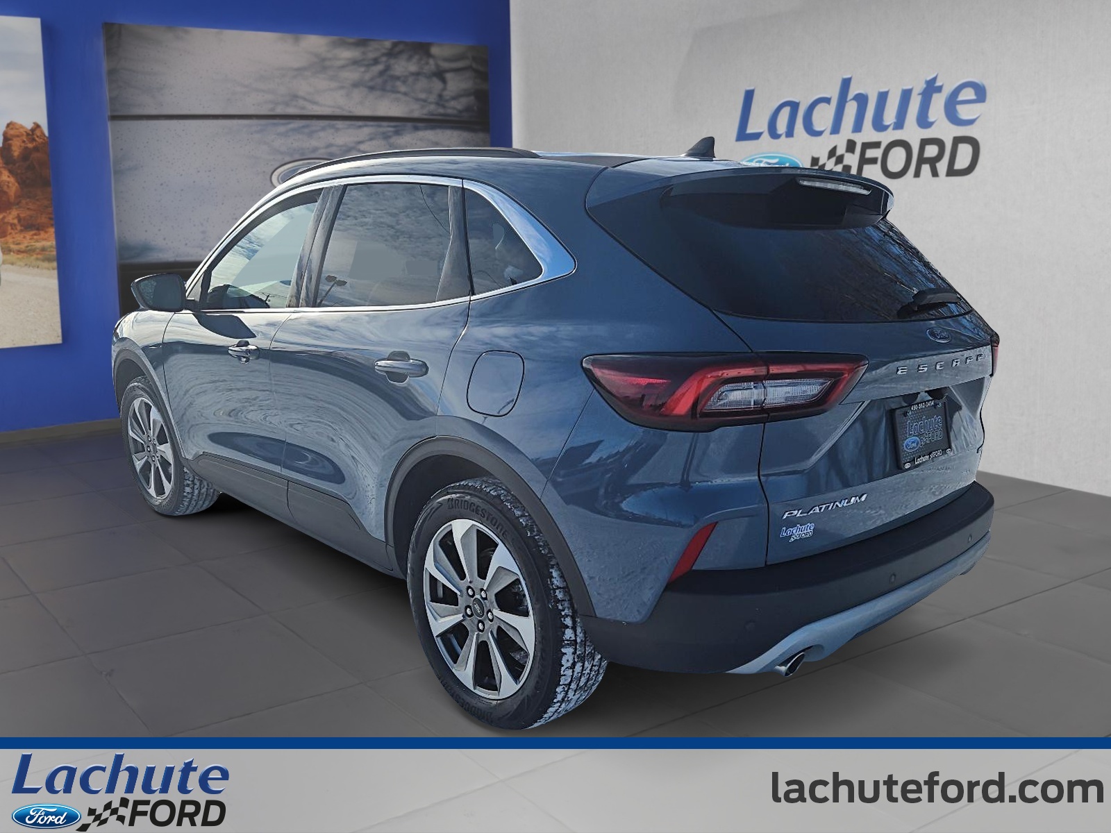 2025 Ford Escape - Image 5