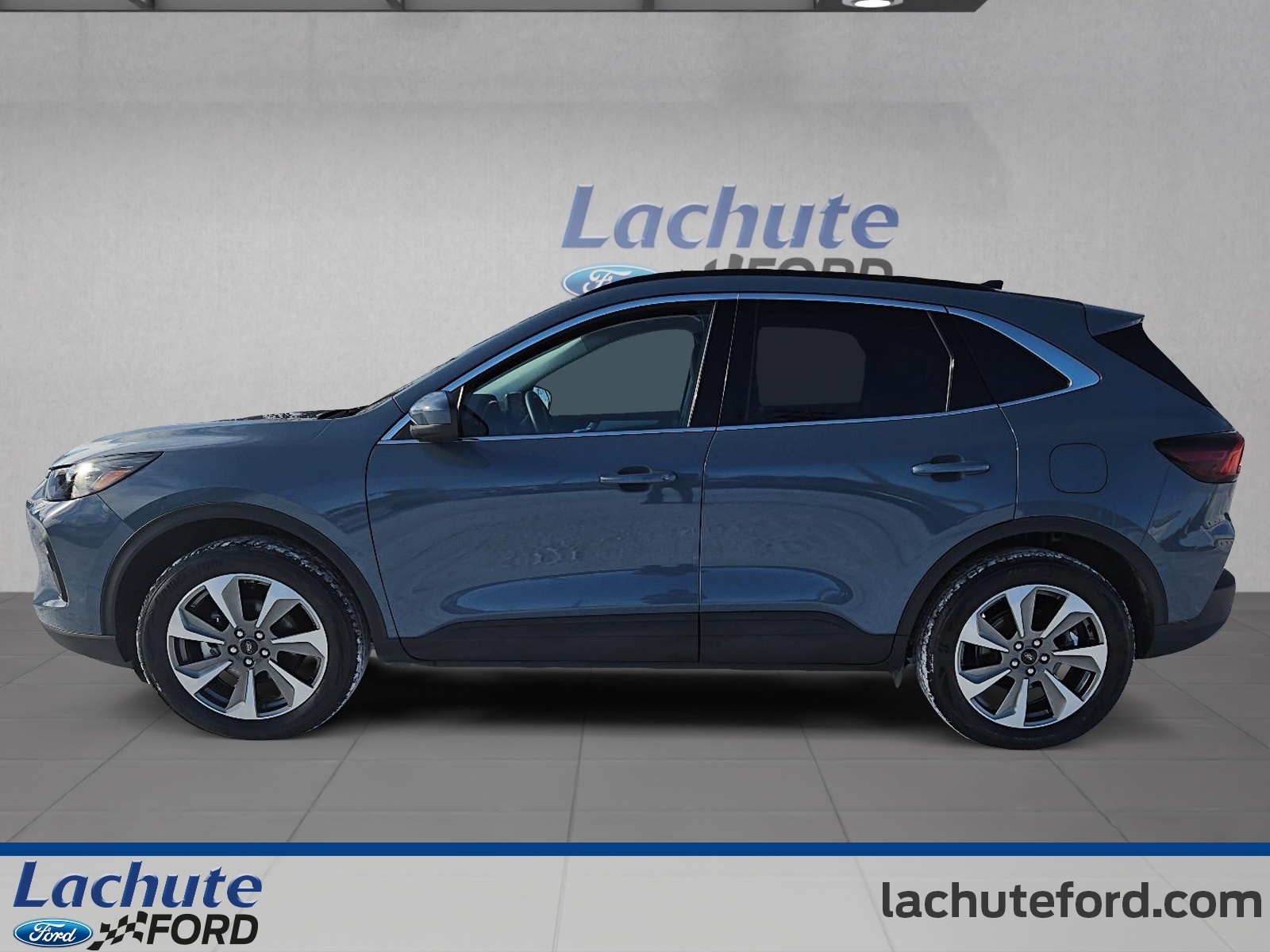 2025 Ford Escape - Image 6