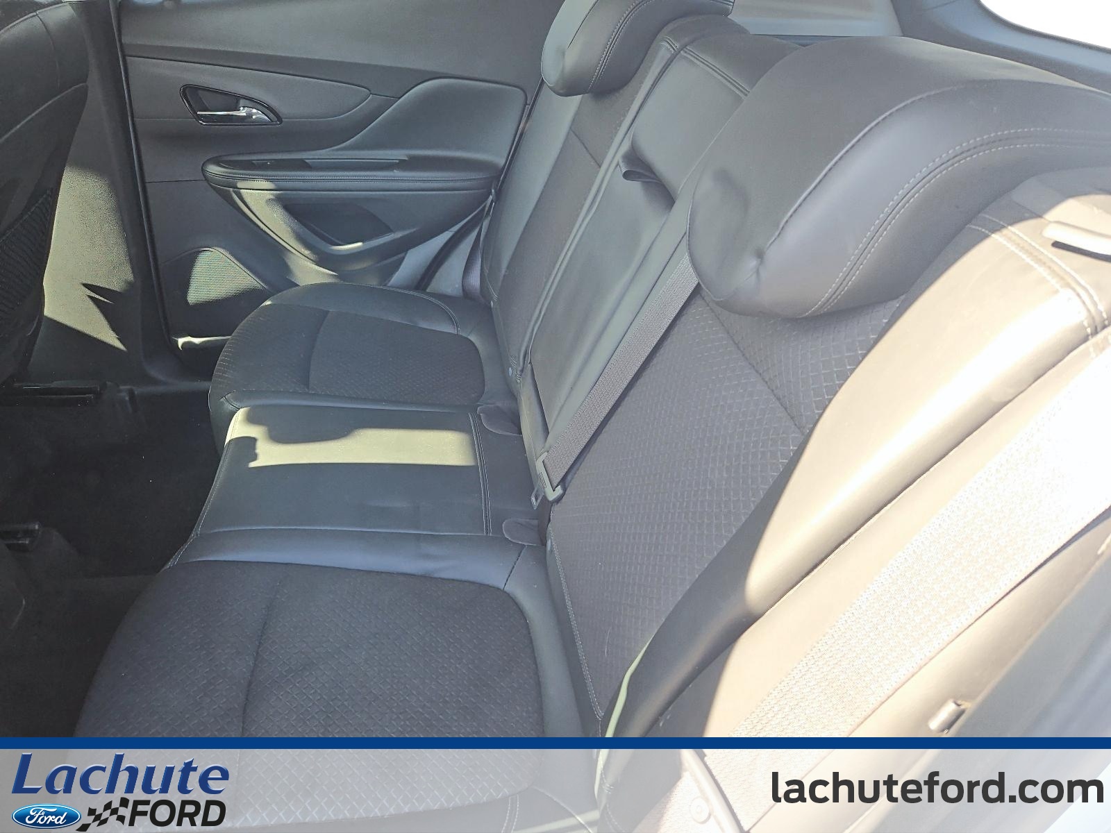 2019 Buick Encore - Image 24