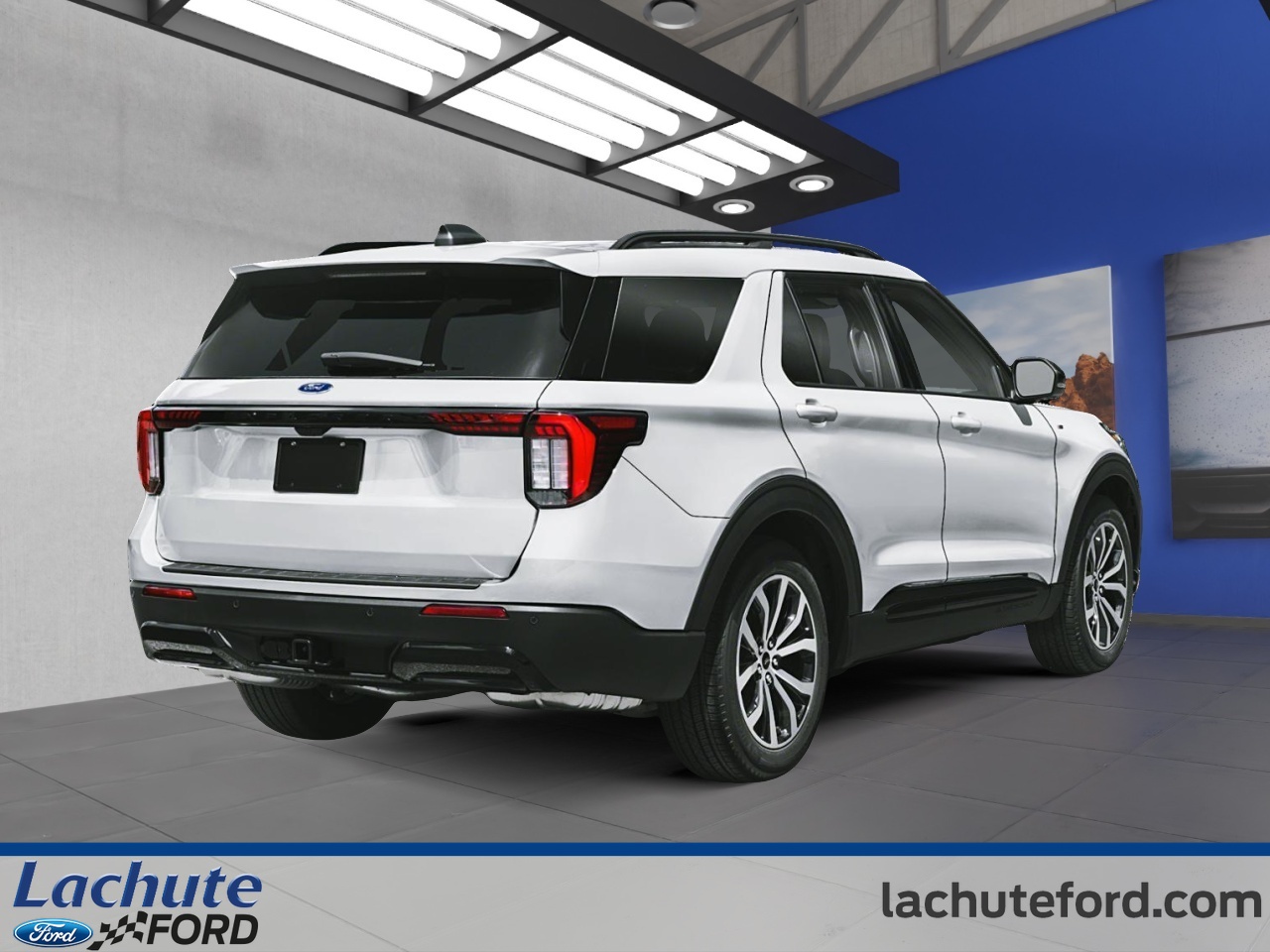 2026 Ford Explorer - Image 9