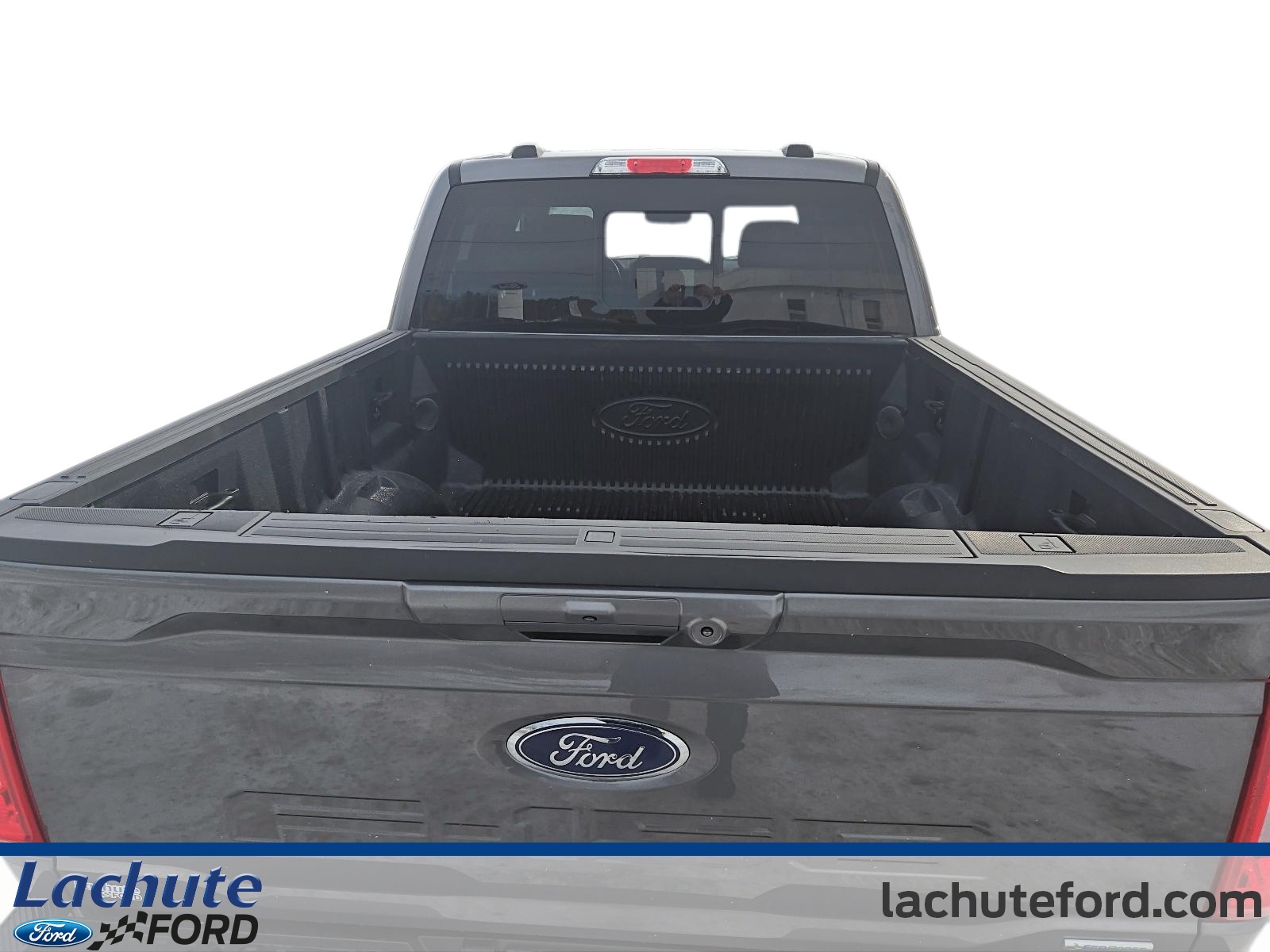 2022 Ford F-150 - Image 18