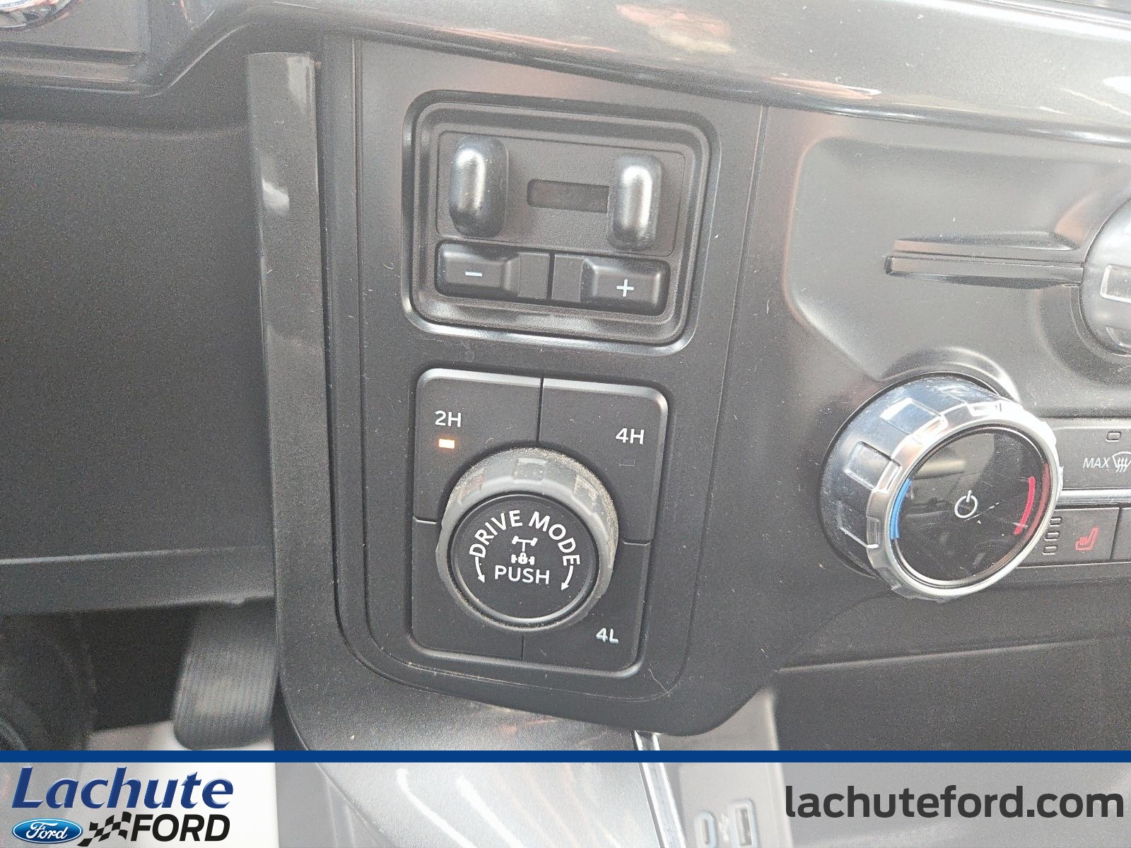 2022 Ford F-150 - Image 22