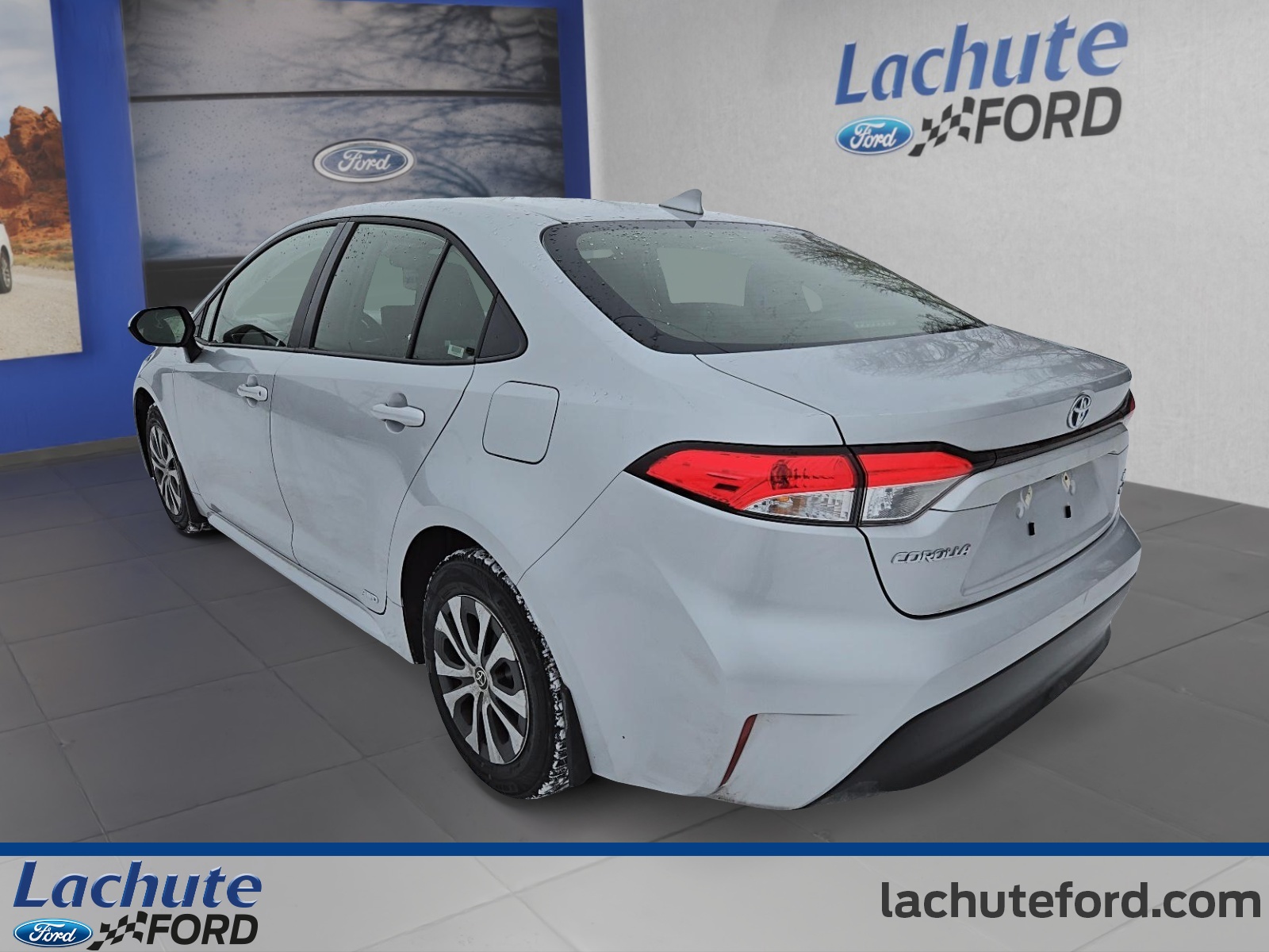 2025 Toyota Corolla - Image 5