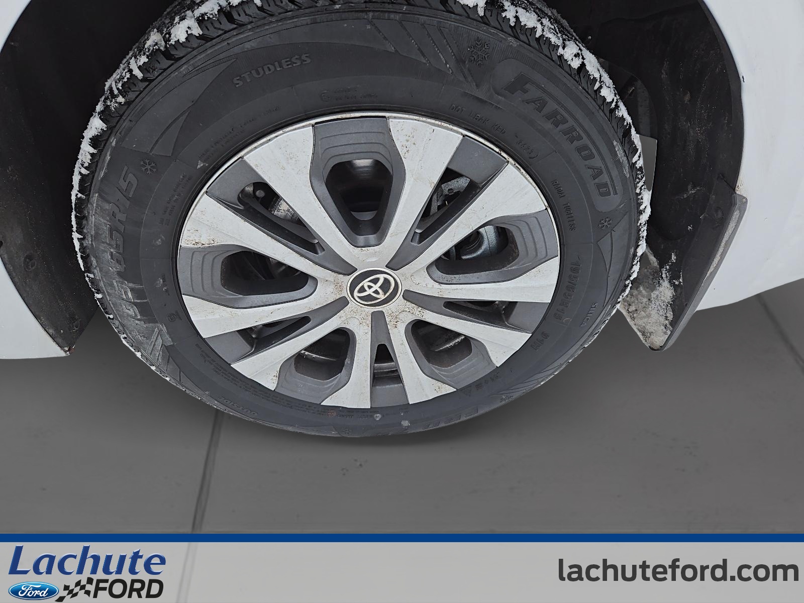 2025 Toyota Corolla - Image 8