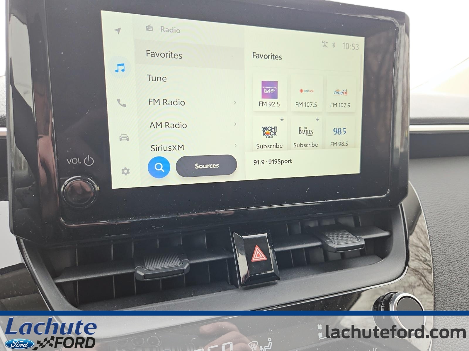 2025 Toyota Corolla - Image 19