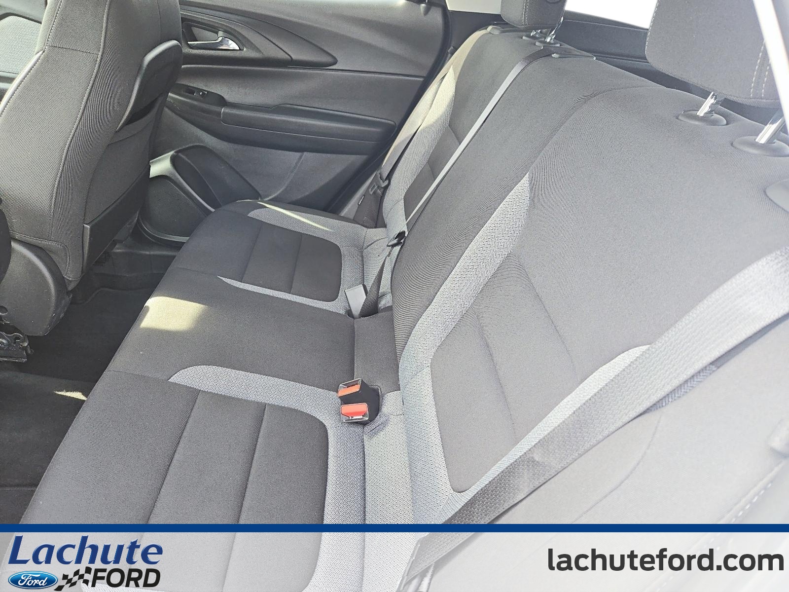 2023 Chevrolet TrailBlazer - Image 21