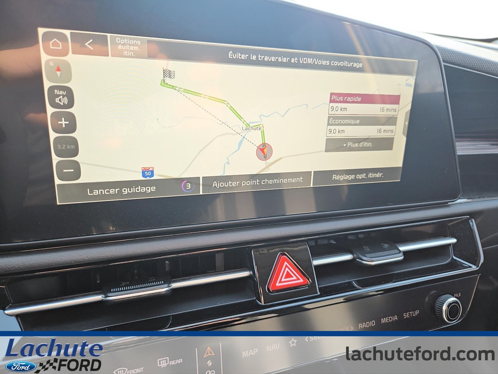 2025 Kia Niro - Image 17