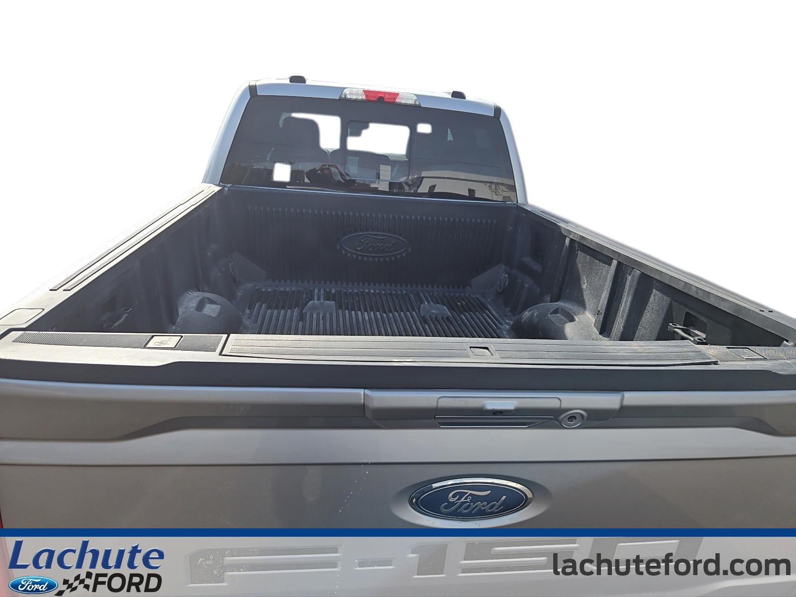 2022 Ford F-150 - Image 18