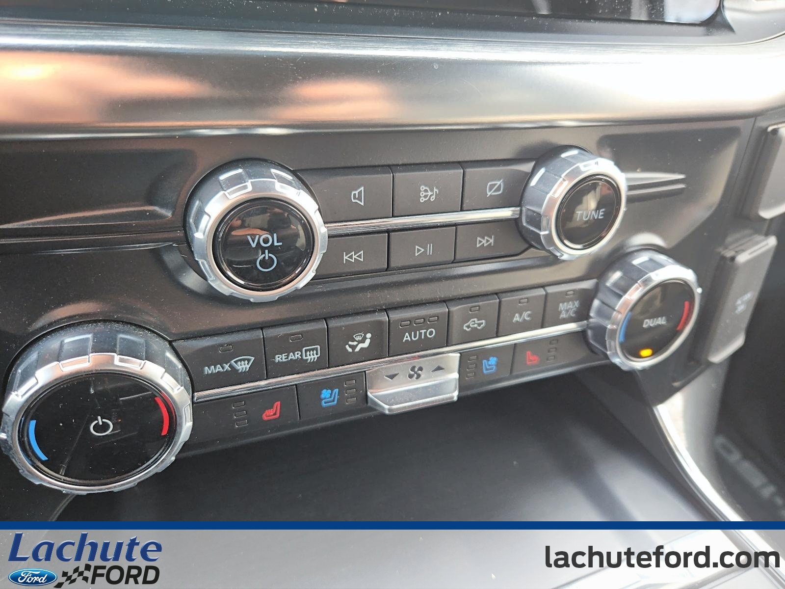 2022 Ford F-150 - Image 21