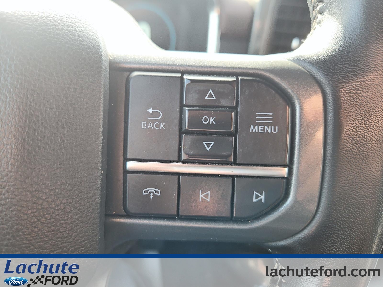 2022 Ford F-150 - Image 23