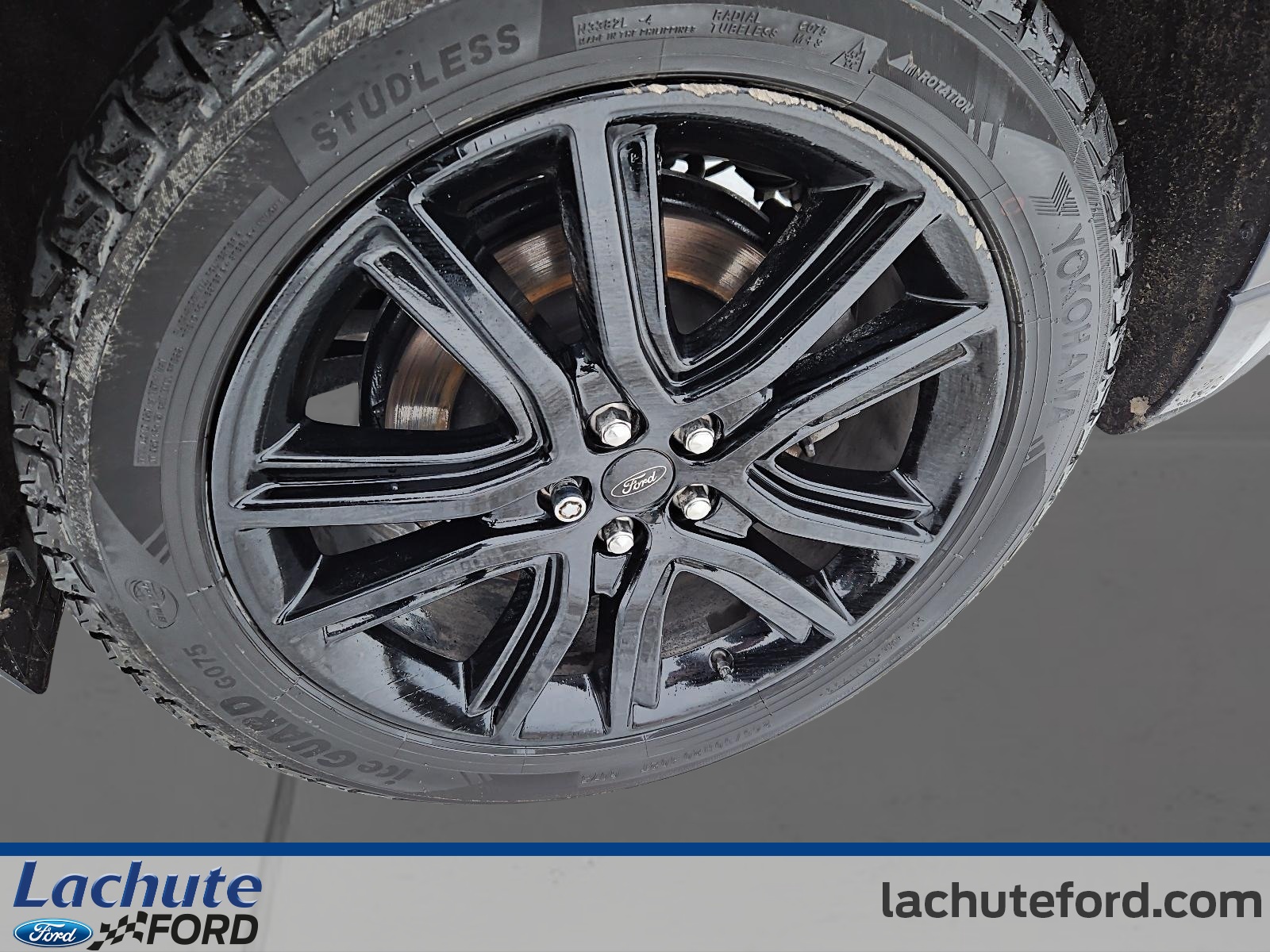 2022 Ford Edge - Image 8