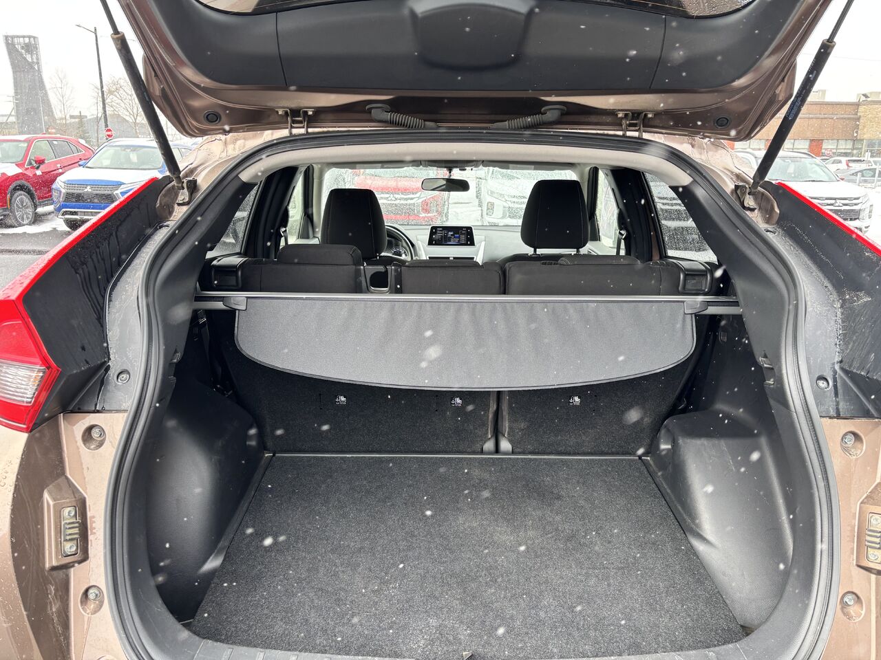 2019 Mitsubishi Eclipse Cross - Image 4