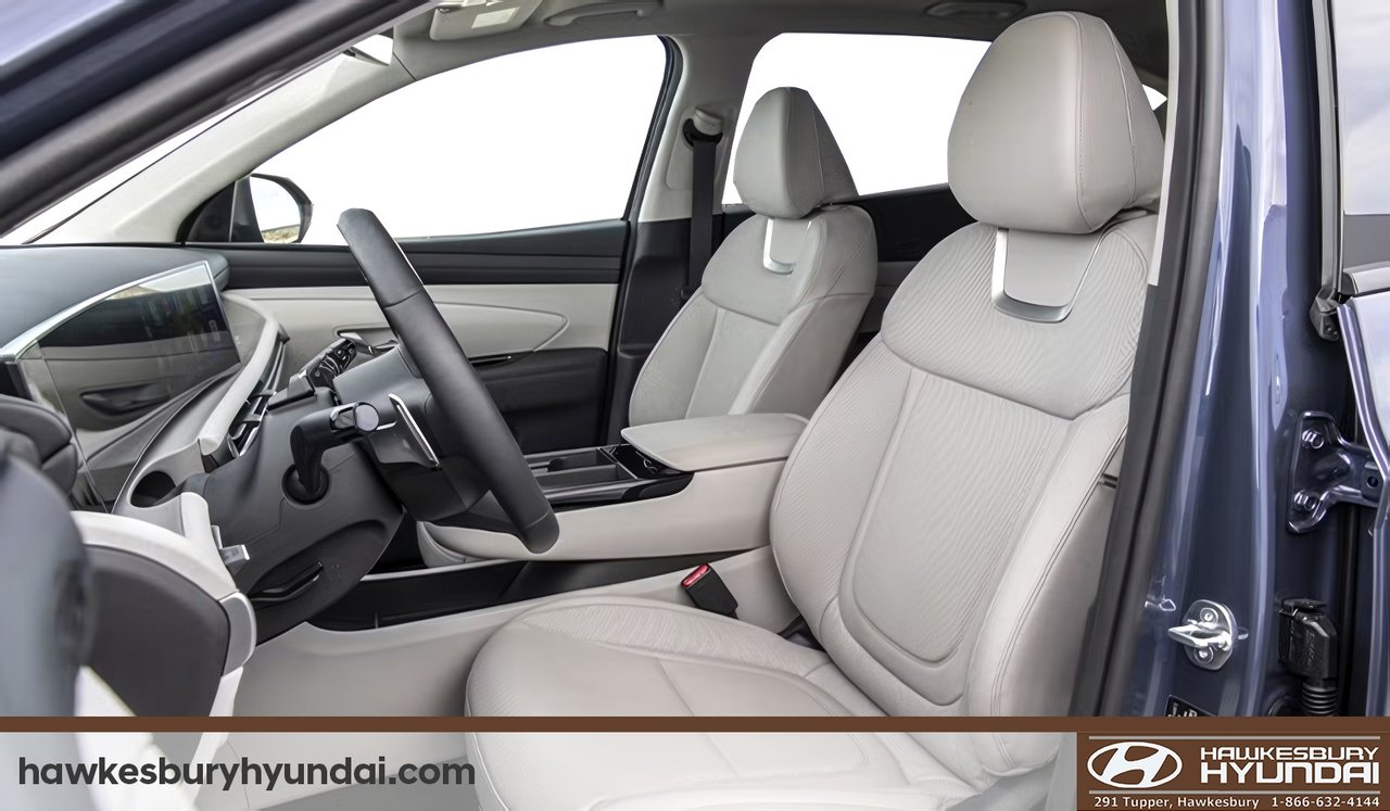 2025 Hyundai Tucson Hybrid - Image 6