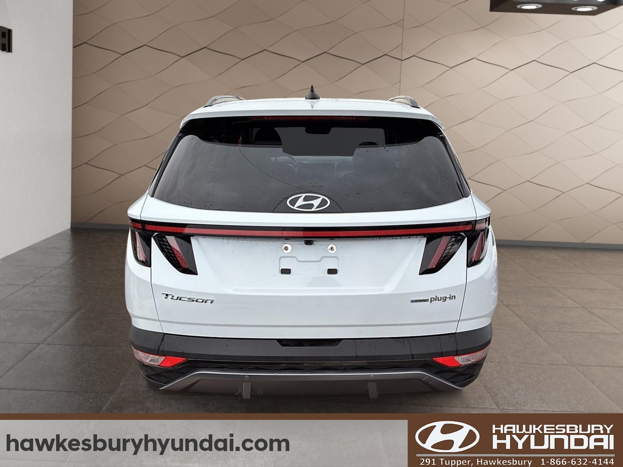 2023 Hyundai Tucson Plug-In Hybrid - Image 3