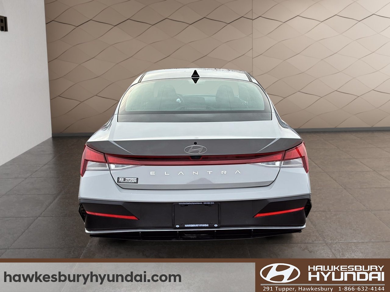 2025 Hyundai Elantra - Image 3