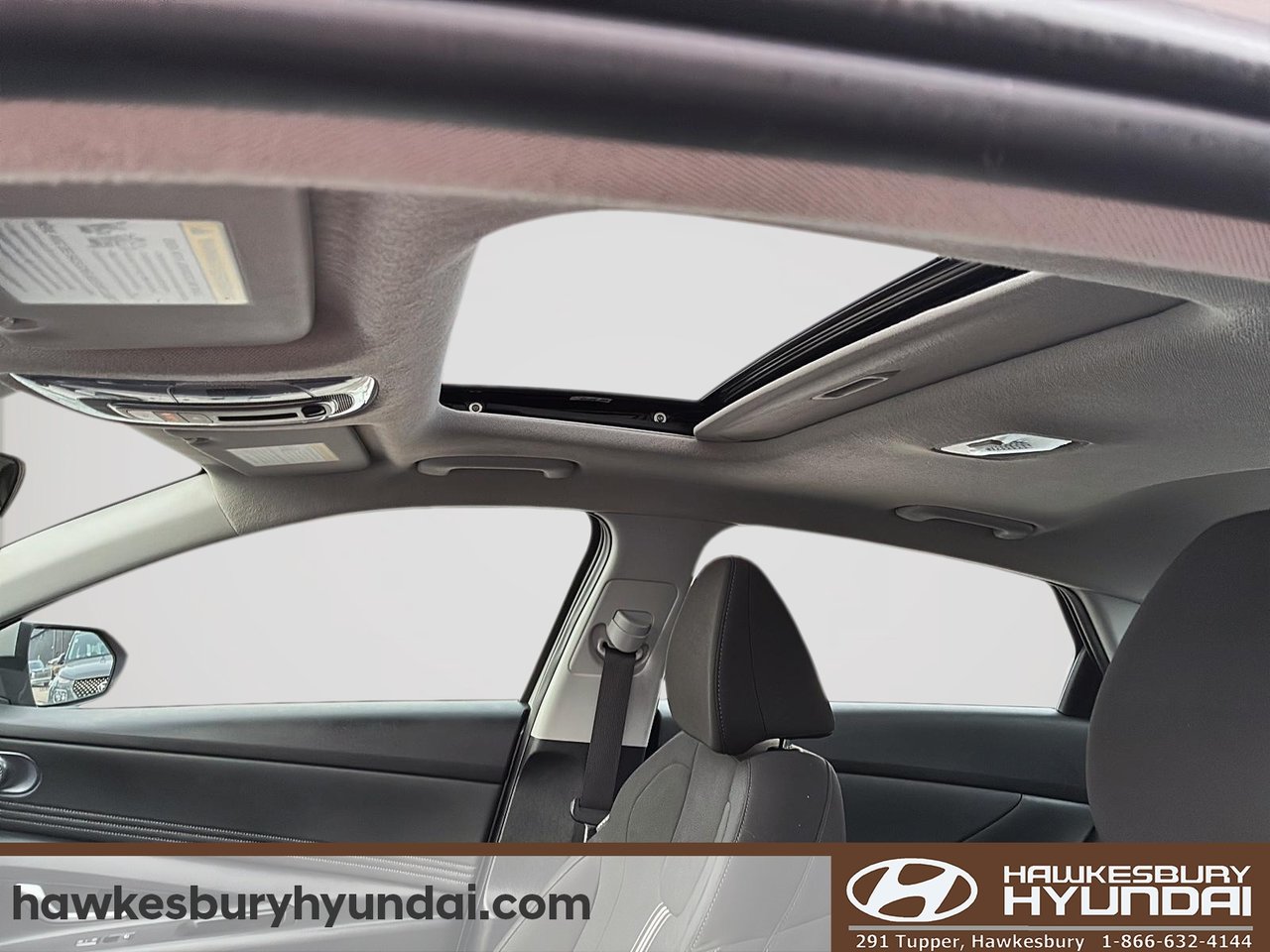 2025 Hyundai Elantra - Image 16