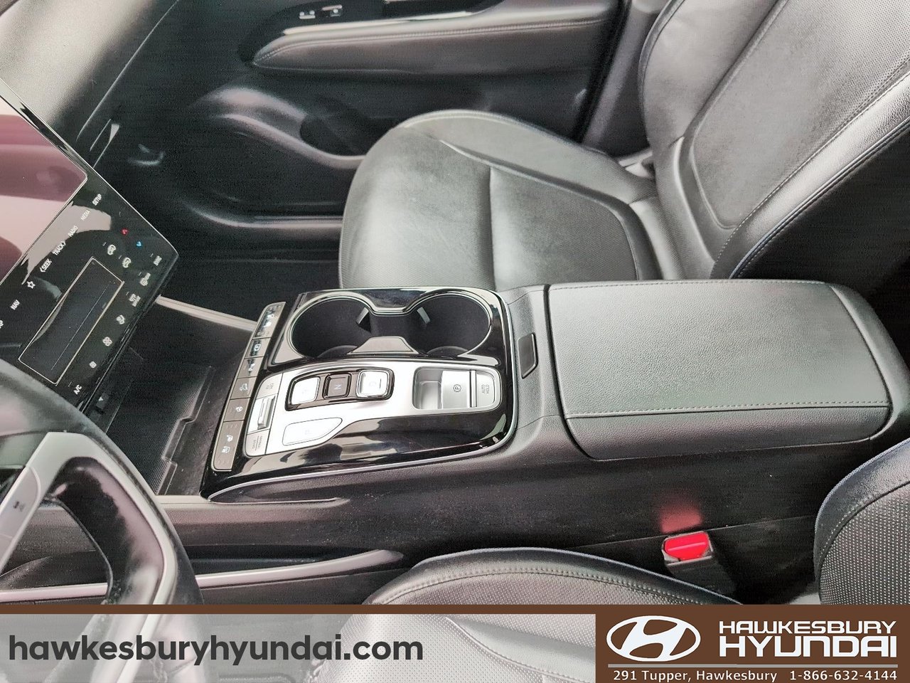 2024 Hyundai Tucson Plug-In Hybrid - Image 10