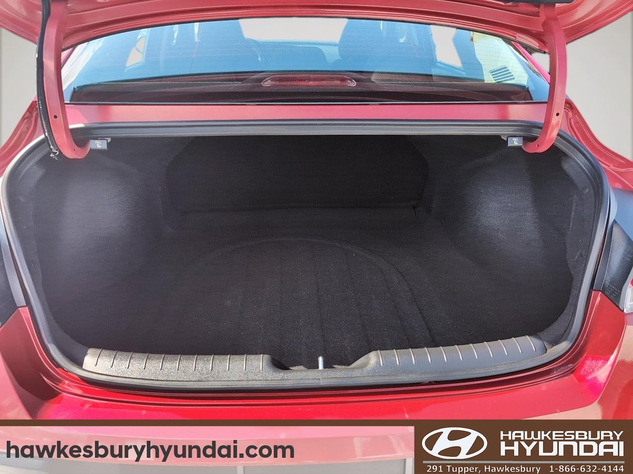 2024 Hyundai Elantra - Image 6