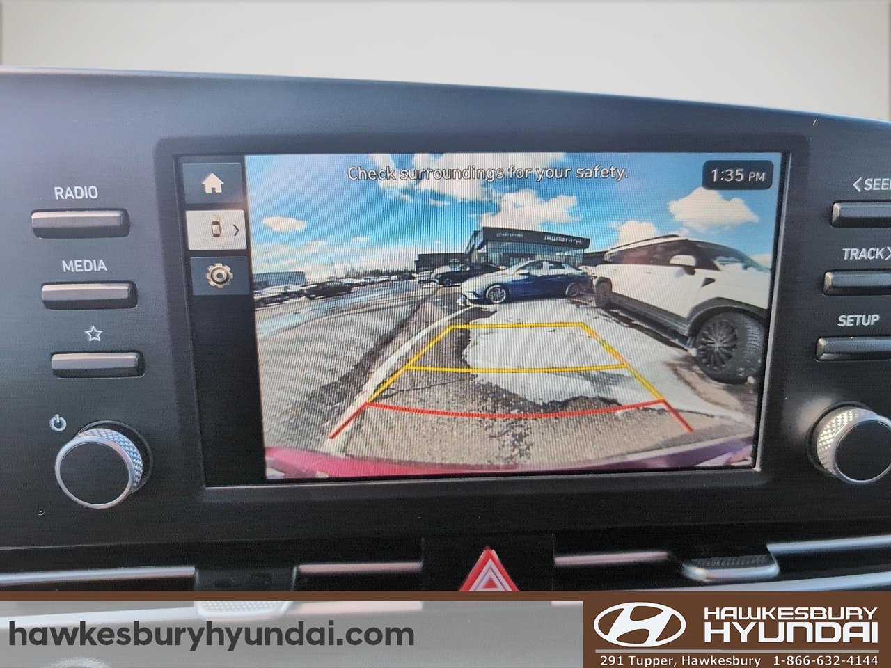 2024 Hyundai Elantra - Image 16