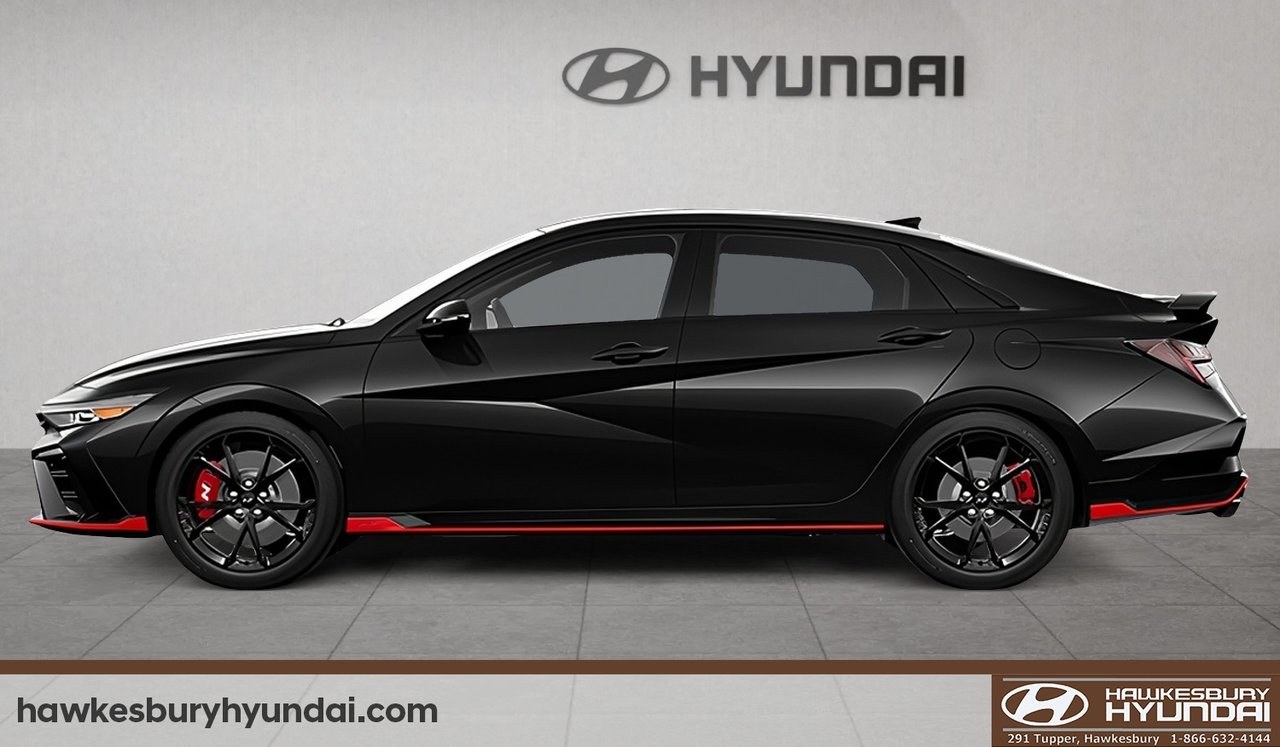 2025 Hyundai Elantra - Image 2