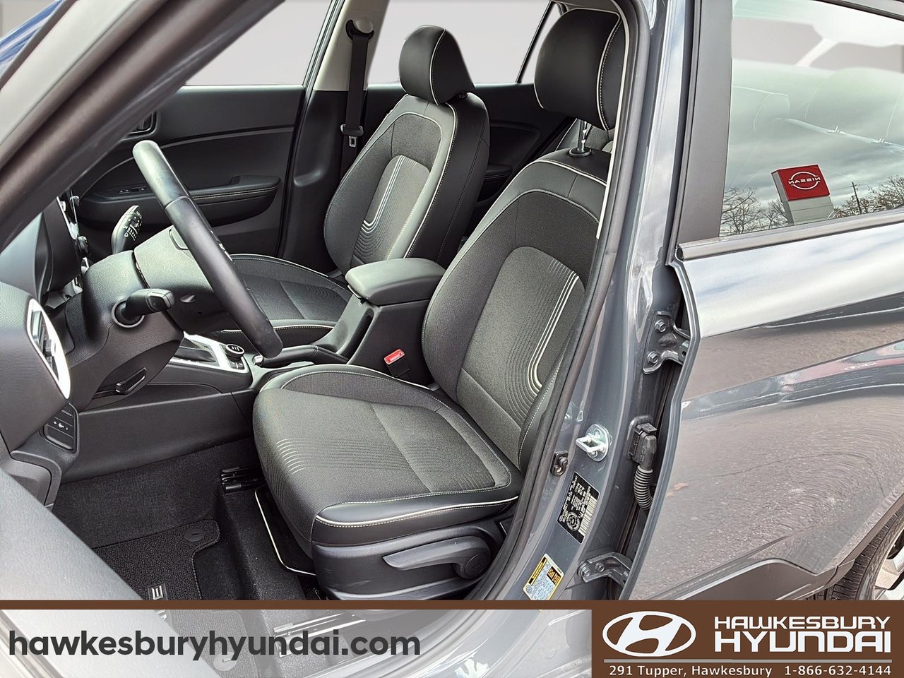 2025 Hyundai Venue - Image 9