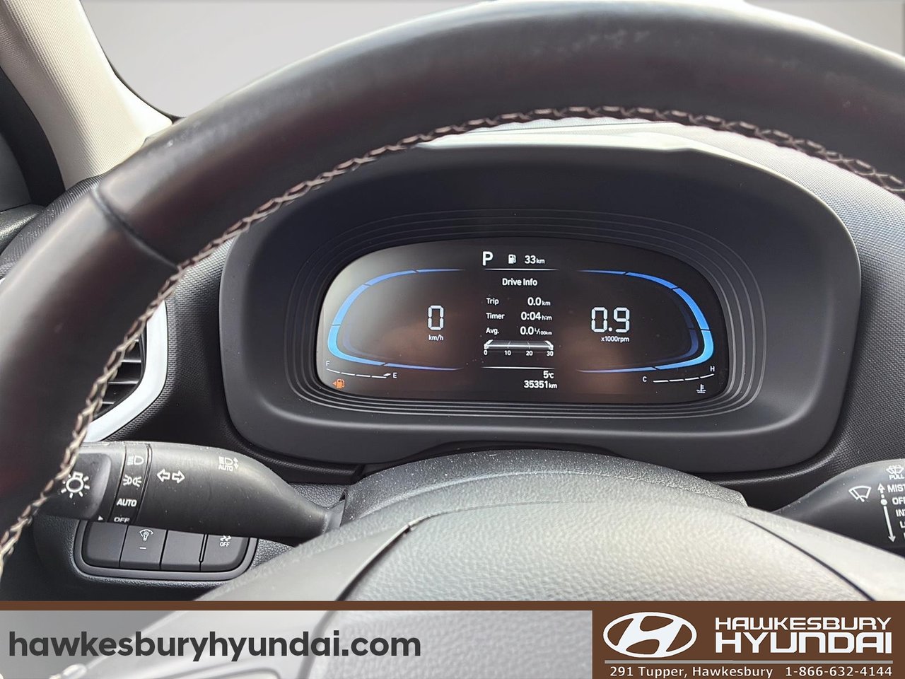 2025 Hyundai Venue - Image 14