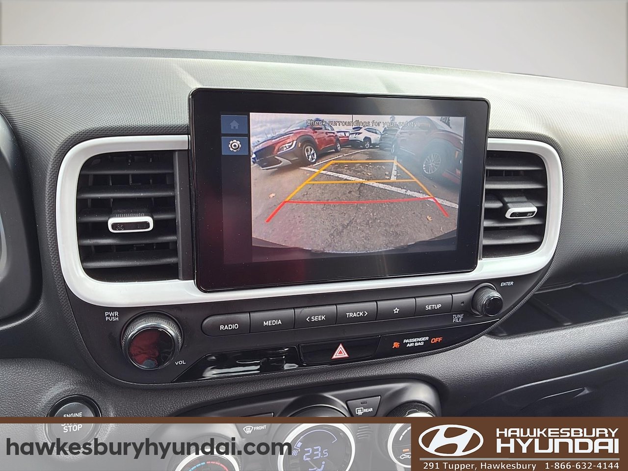 2025 Hyundai Venue - Image 17