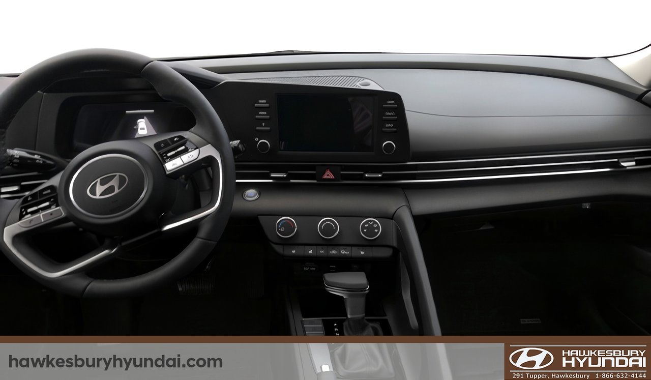 2025 Hyundai Elantra - Image 5