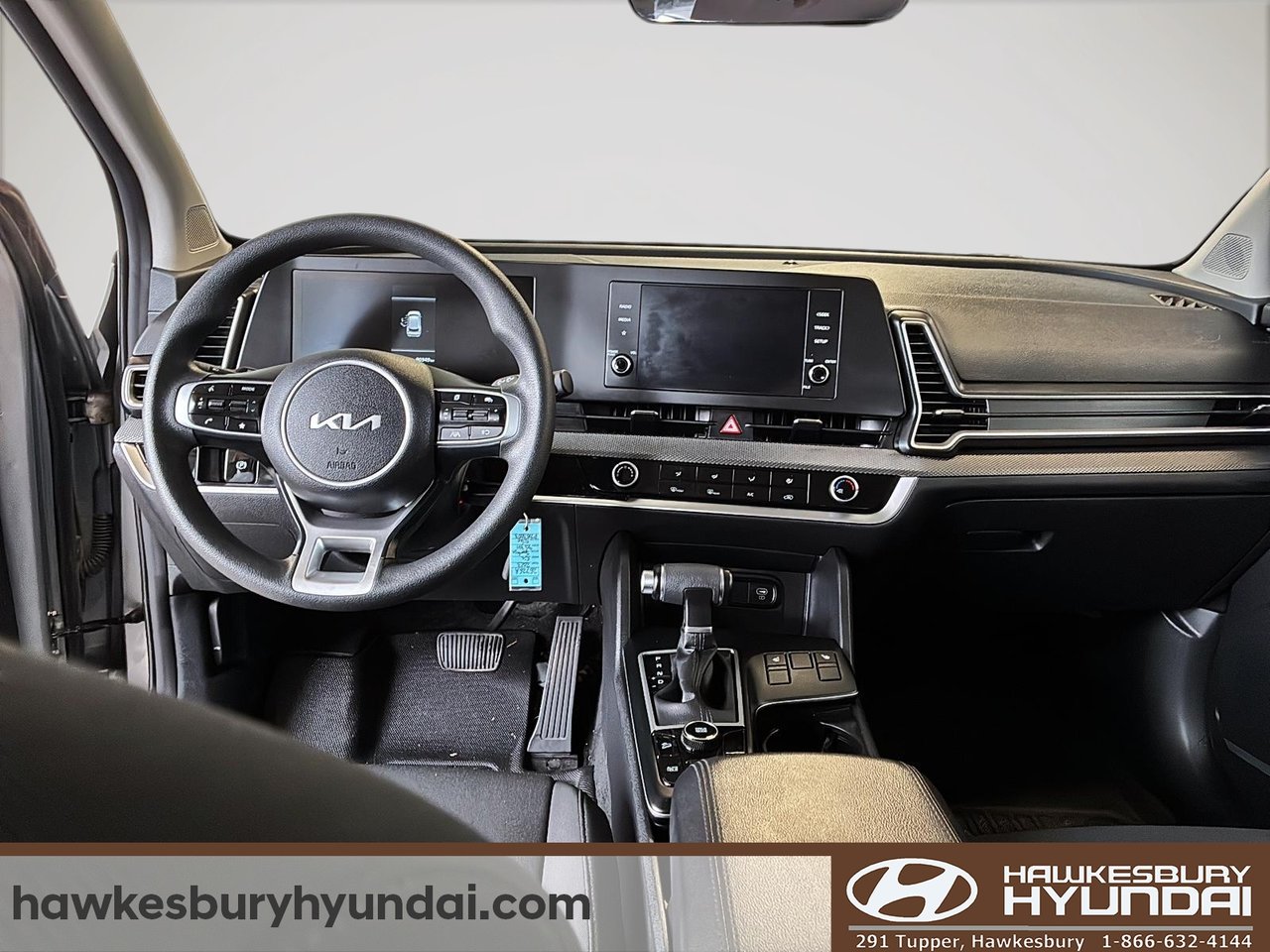 2023 Kia Sportage - Image 10