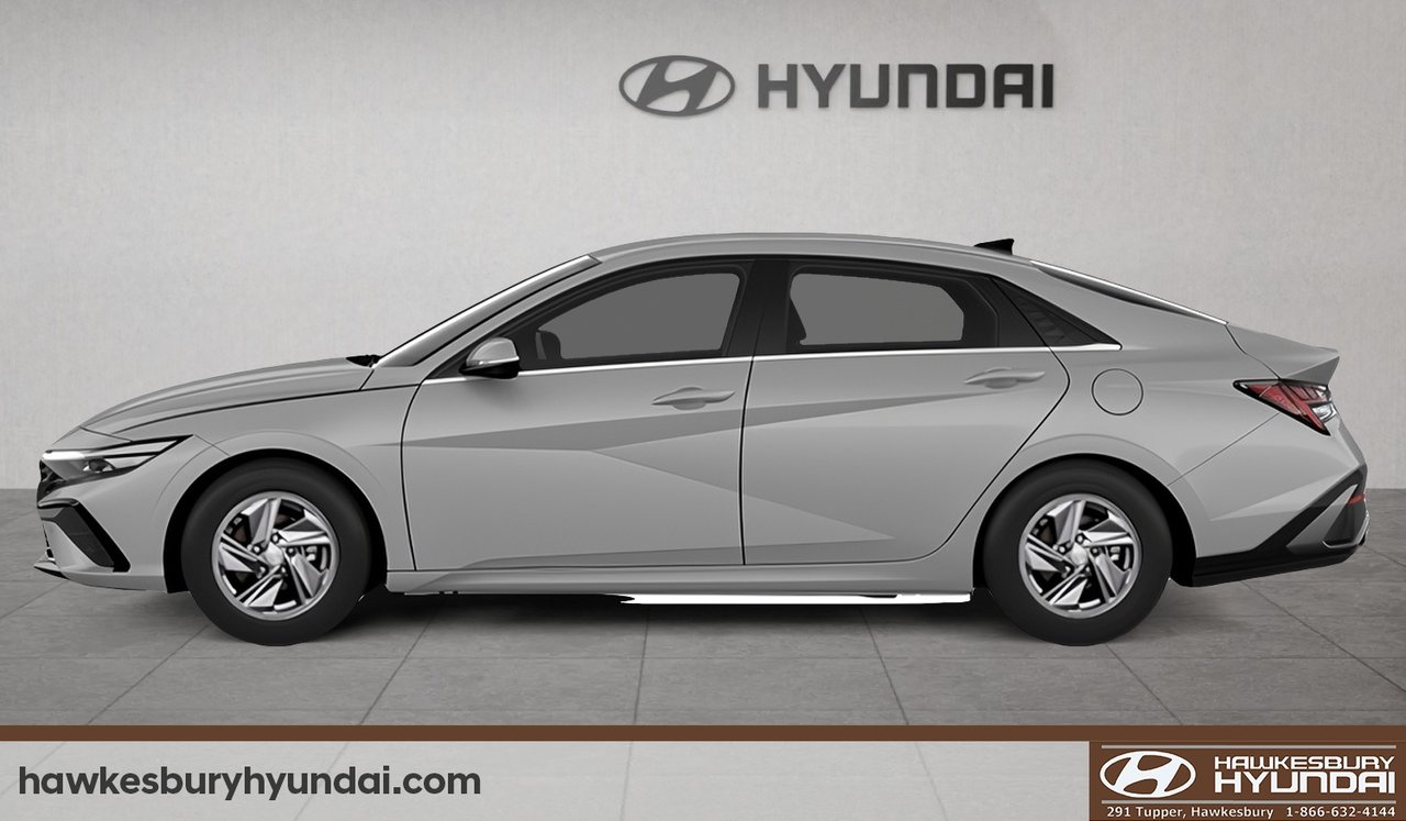 2025 Hyundai Elantra - Image 2