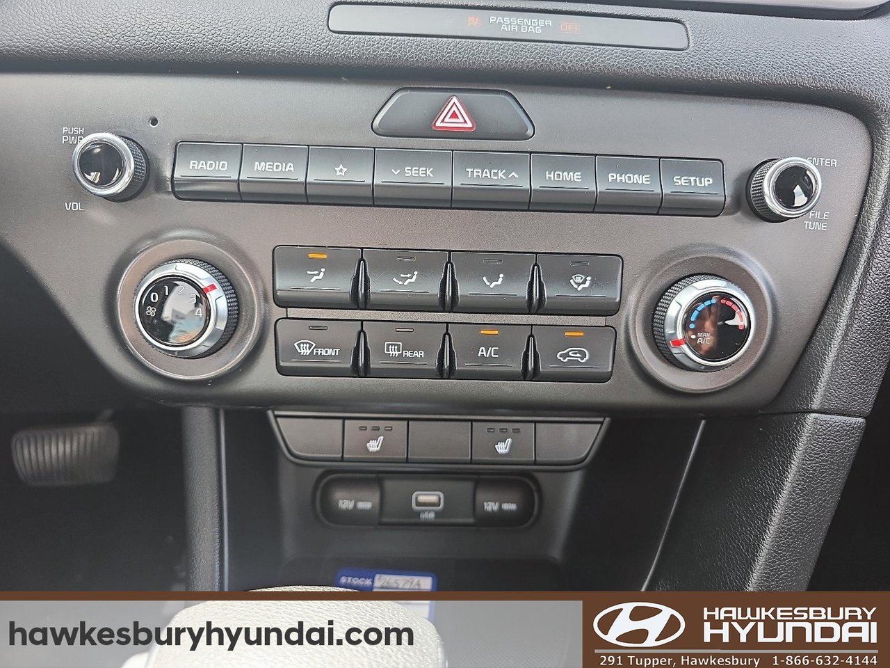 2022 Kia Sportage - Image 19