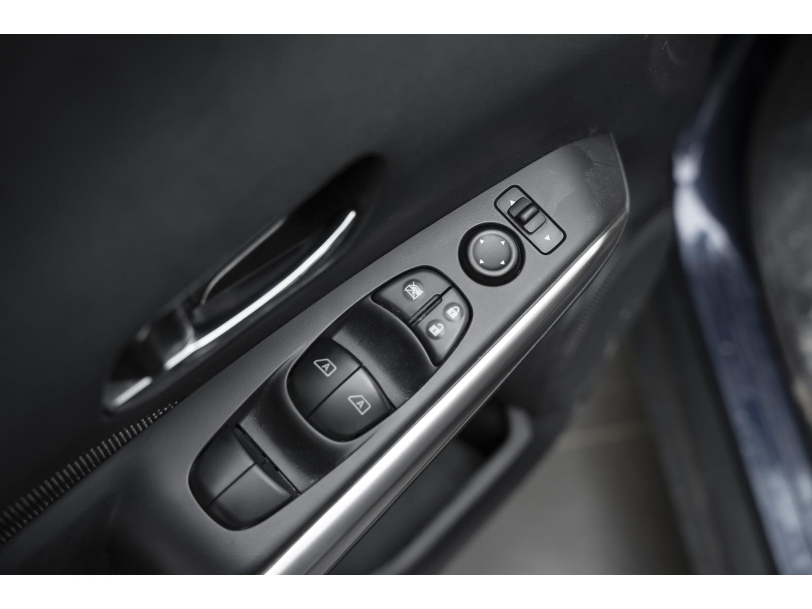 2019 Nissan Kicks - Image 17