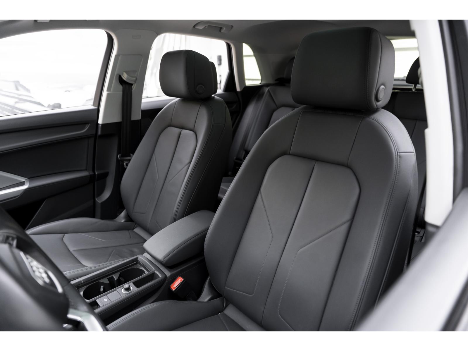 2023 Audi Q3 - Image 16